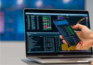 Indicii BVB îşi temperează creşterea în iunie, pe fondul incertitudinii privind măsurile de corecţie fiscală